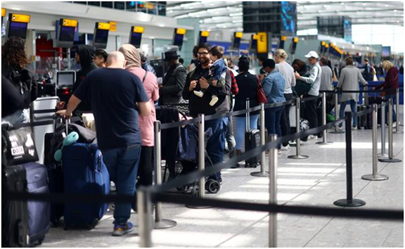 Londons Heathrow Airport Caps Daily Passenger Numbers The Indian