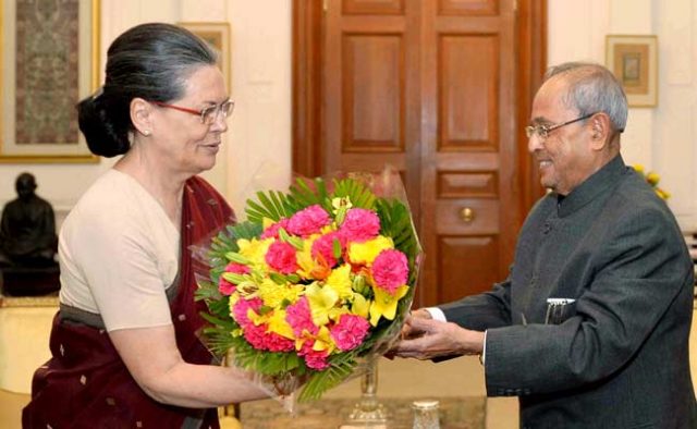 Congress president Sonia Gandhi greets President Pranab Mukherjee during a meeting at Rashtrapati Bhavan in New Delhi on Monday, November 2, 2015. (Press Trust of India photo)